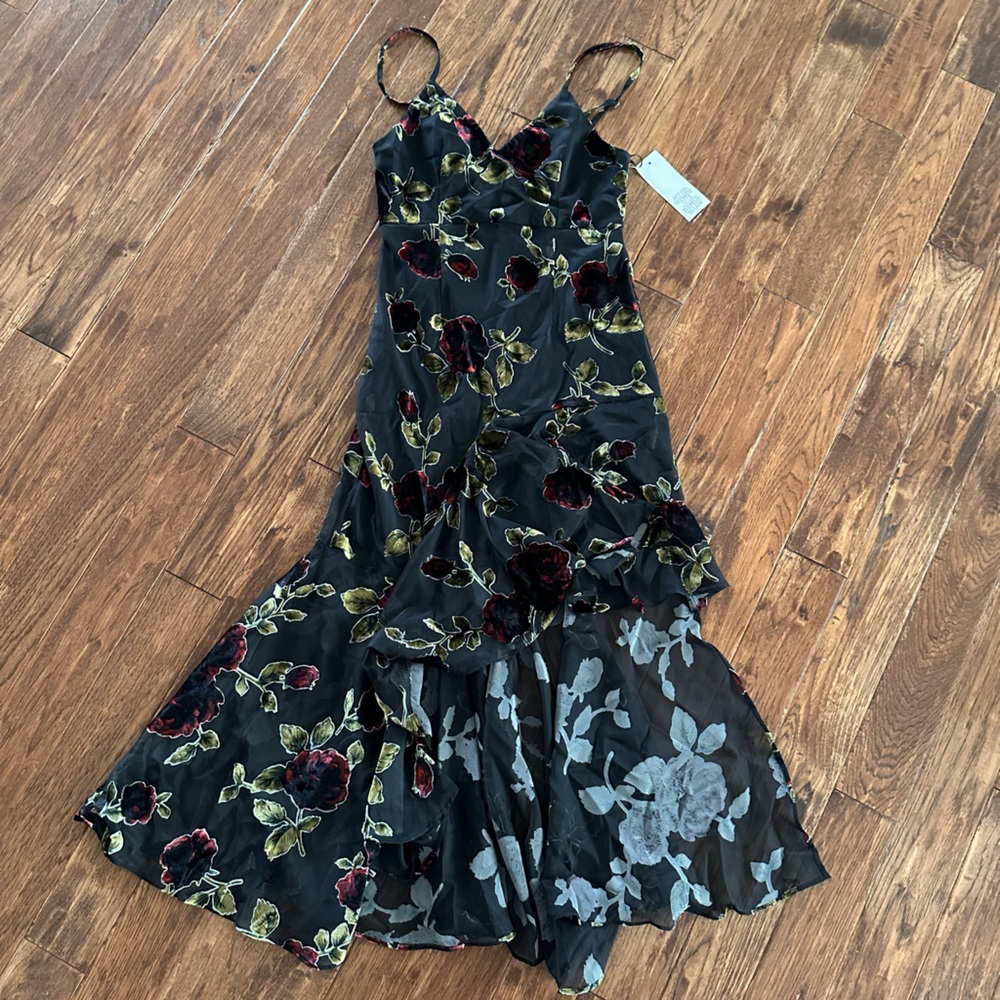 High-low dress, bodycon style through torso and hips